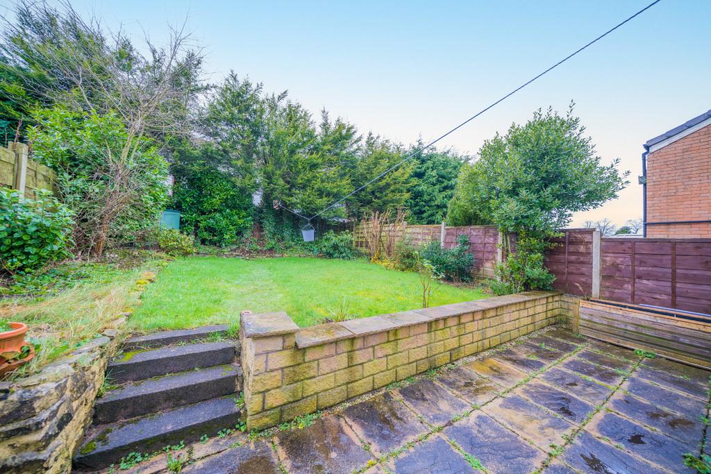 Kenilworth Road, Macclesfield, Cheshire 3 bed detached house £280,000