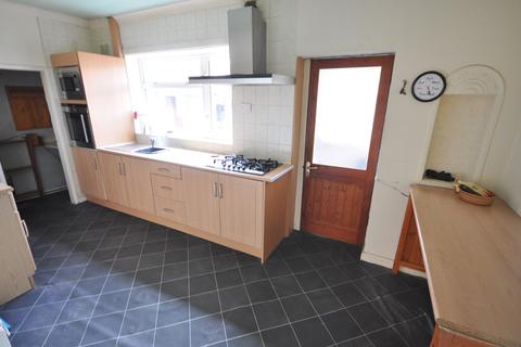 52 Durham Avenue, Thorne, Doncaster, DN8 4AN