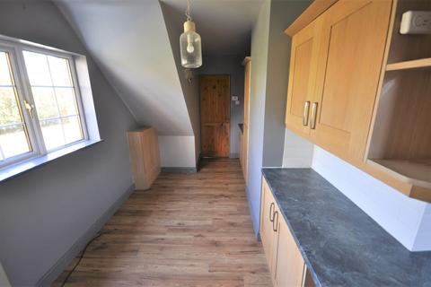 14 The Oval, Dunscroft, Doncaster, DN7 4EE