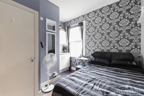 36 Tynemouth Road, London, N15 4AX