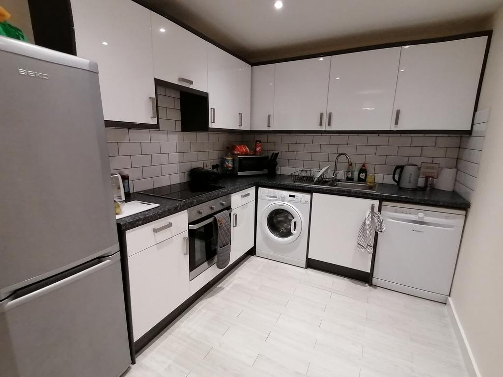 Bishops Corner, 321 Stretford Road, Hulme, Manchester, M15 4UW 2 bed ...