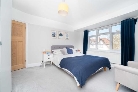 7 Elmbank Way, London, W7 3DE