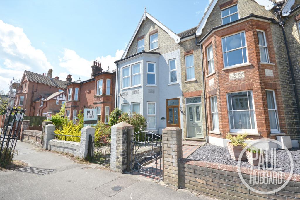 London Road South, Lowestoft, Suffolk 6 bed end of terrace house £350,000