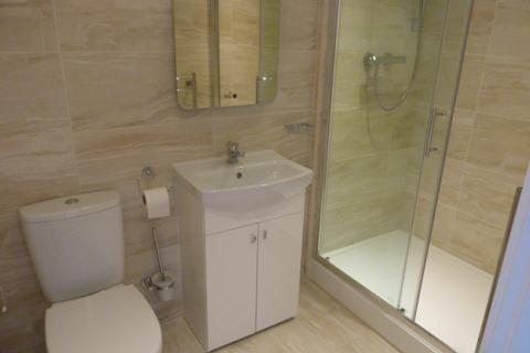 2 bedroom ground floor flat to rent, Anson Road, Cricklewood, London