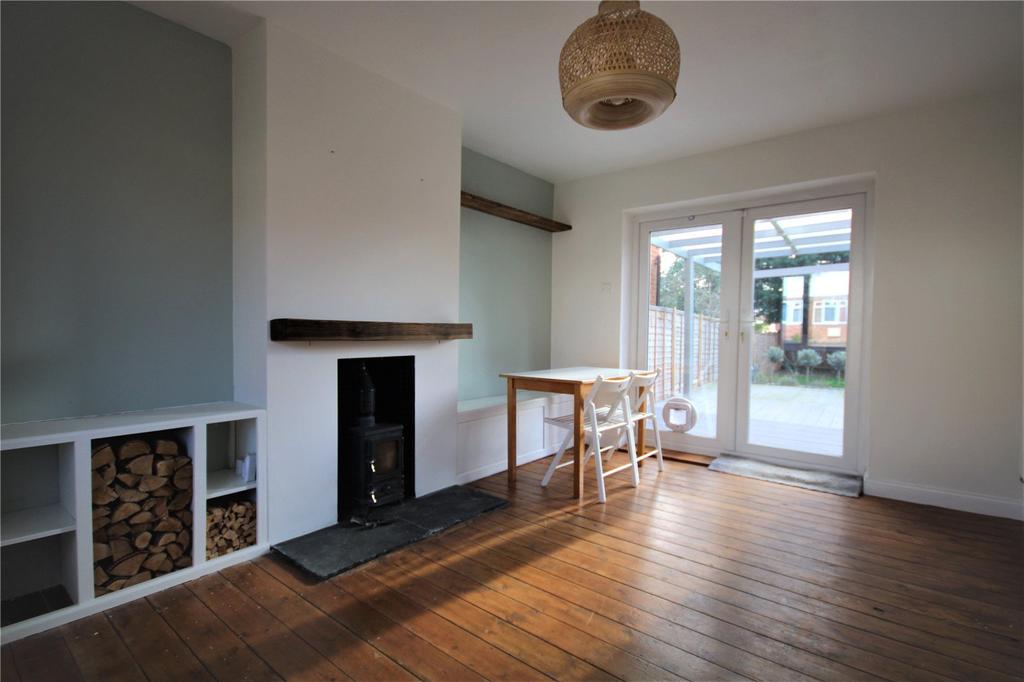 Callington Road, Reading, RG2 2 bed semidetached house £1,250 pcm (£288 pw)