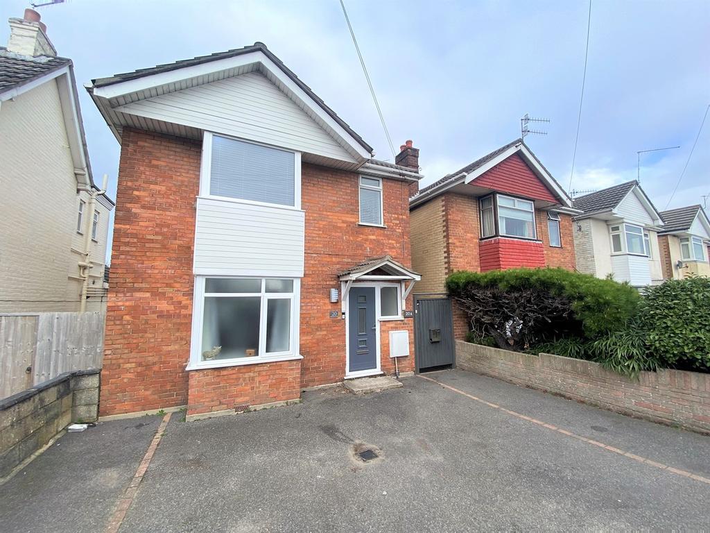 Ringwood Road, Poole, BH14 1 bed flat £199,950