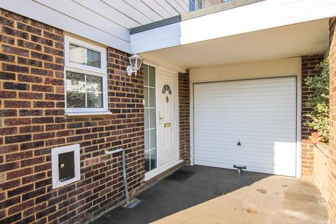 39 Aultone Way, Sutton, SM1 3LD