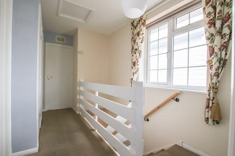 39 Aultone Way, Sutton, SM1 3LD