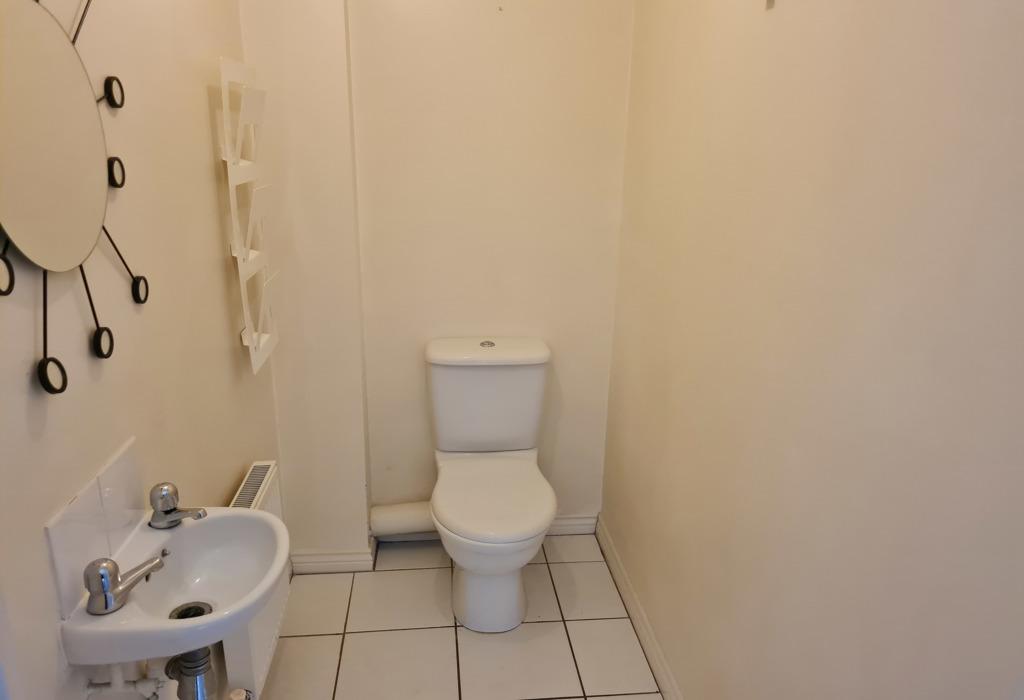 Richardson Way, Rugeley, Staffordshire 3 bed end of terrace house £