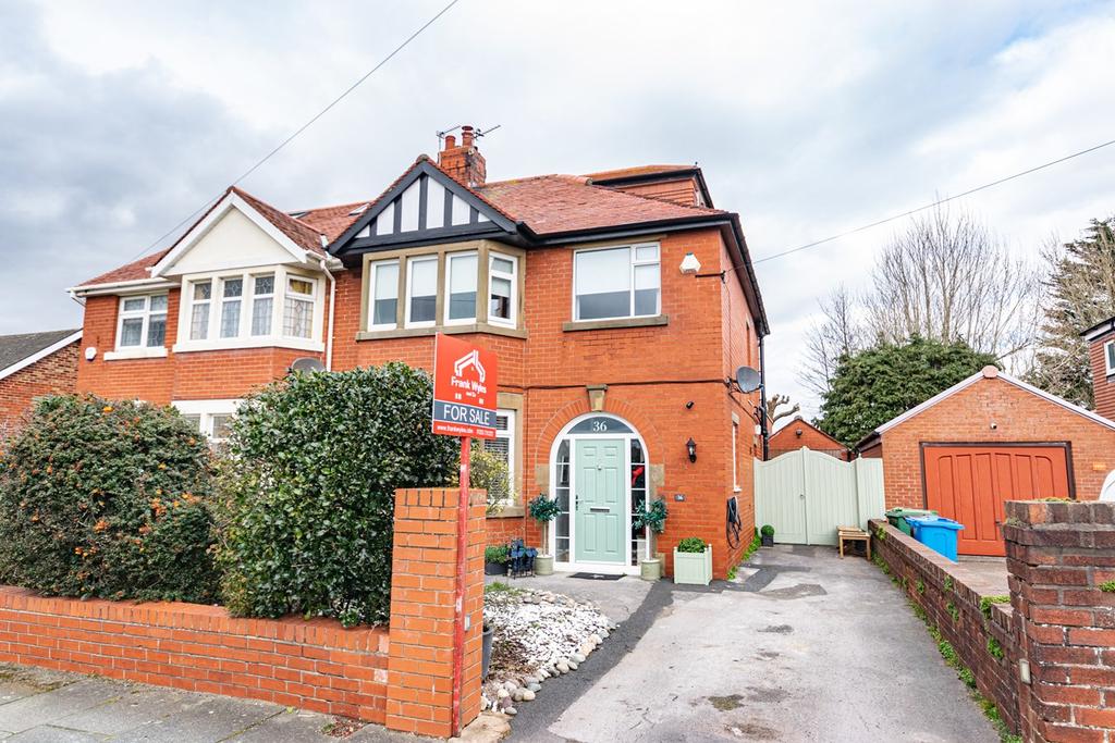 Albany Road, Ansdell, FY8 4 bed semidetached house £400,000