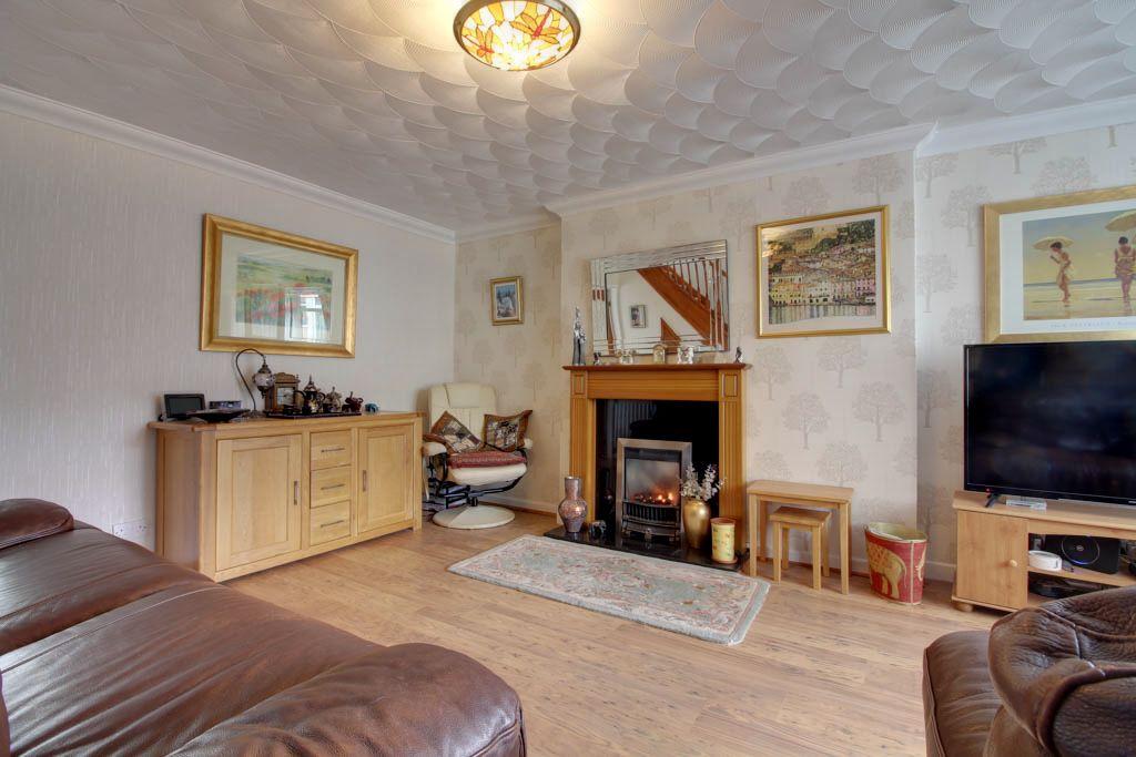 Tennyson Drive, Ormskirk L39 3PJ 3 bed semidetached house £200,000