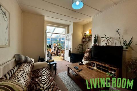 undefined, Clodien Avenue, Cardiff, Heath