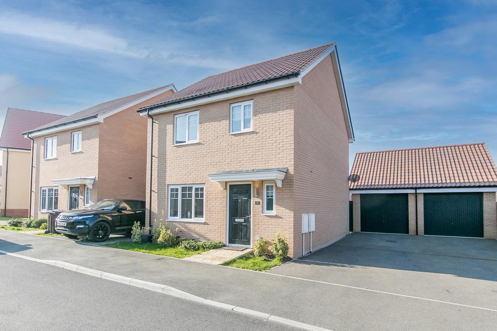 Ellis Road, ThorpeleSoken... 3 bed detached house £330,000