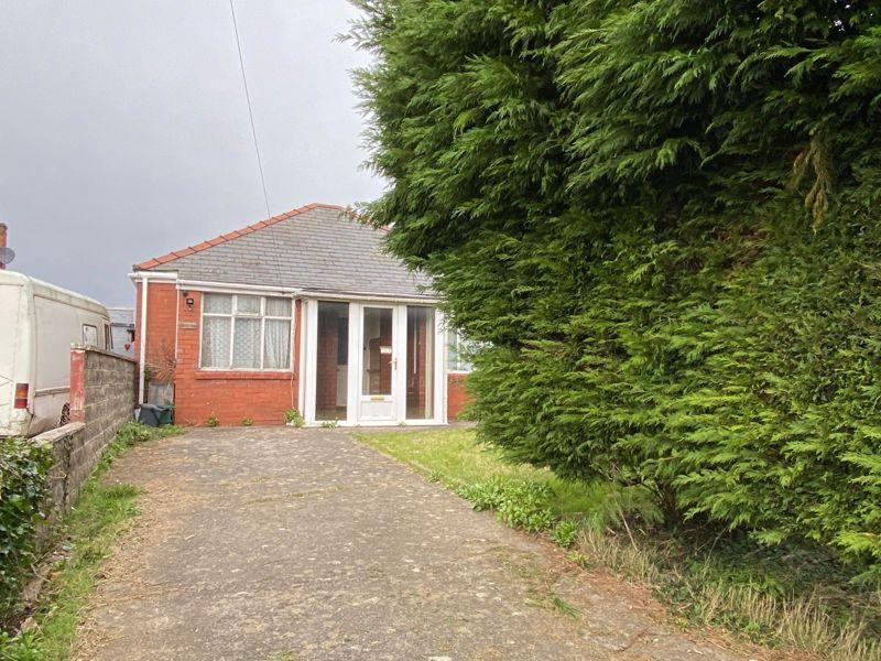 Pencoedtre Road, Barry 3 bed detached bungalow £235,000