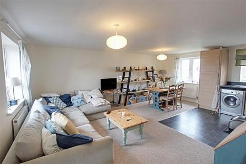7 Cottles Barton, Staverton, Trowbridge, BA14 6FB