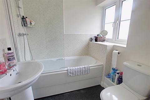 7 Cottles Barton, Staverton, Trowbridge, BA14 6FB