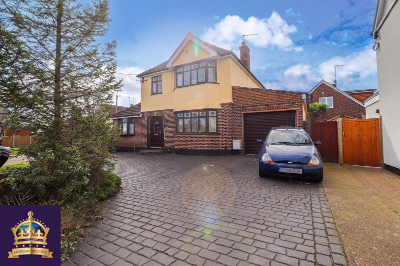 London Road, Rayleigh 4 bed detached house £475,000