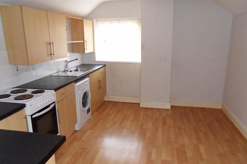 2 bedroom flat to rent, Crabb Street, Rushden