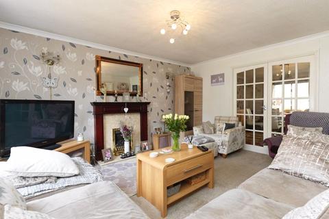 8 Forest Close, Telford, TF5 0LA
