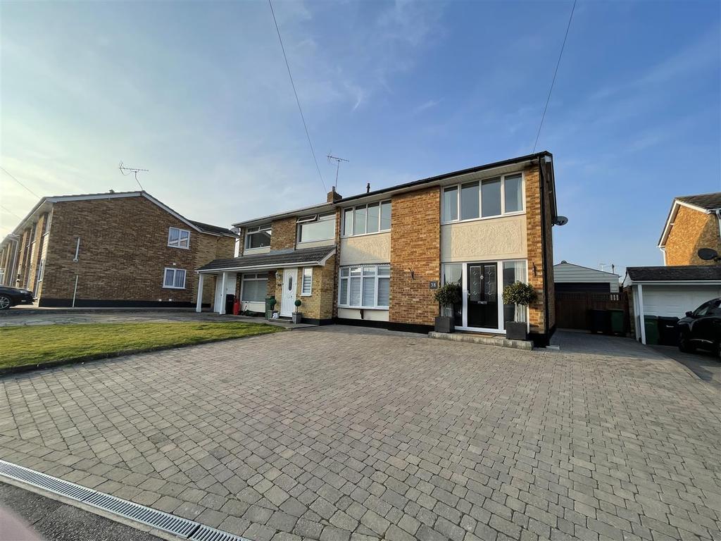 Chelmer Road, Witham 3 bed house for sale £425,000