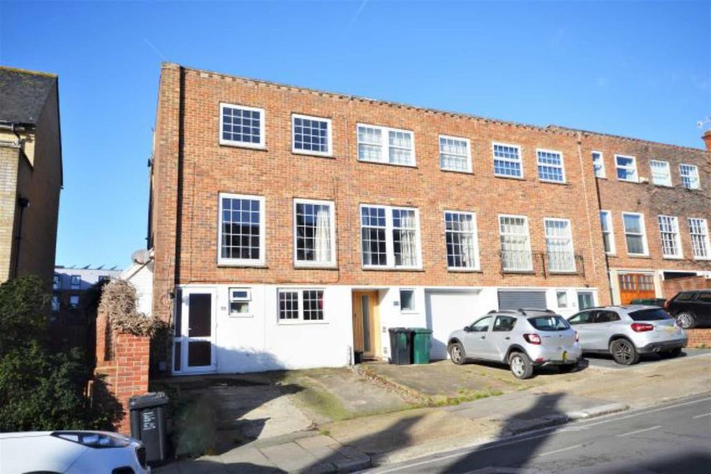 Fonthill Road, Hove 4 bed end of terrace house £650,000