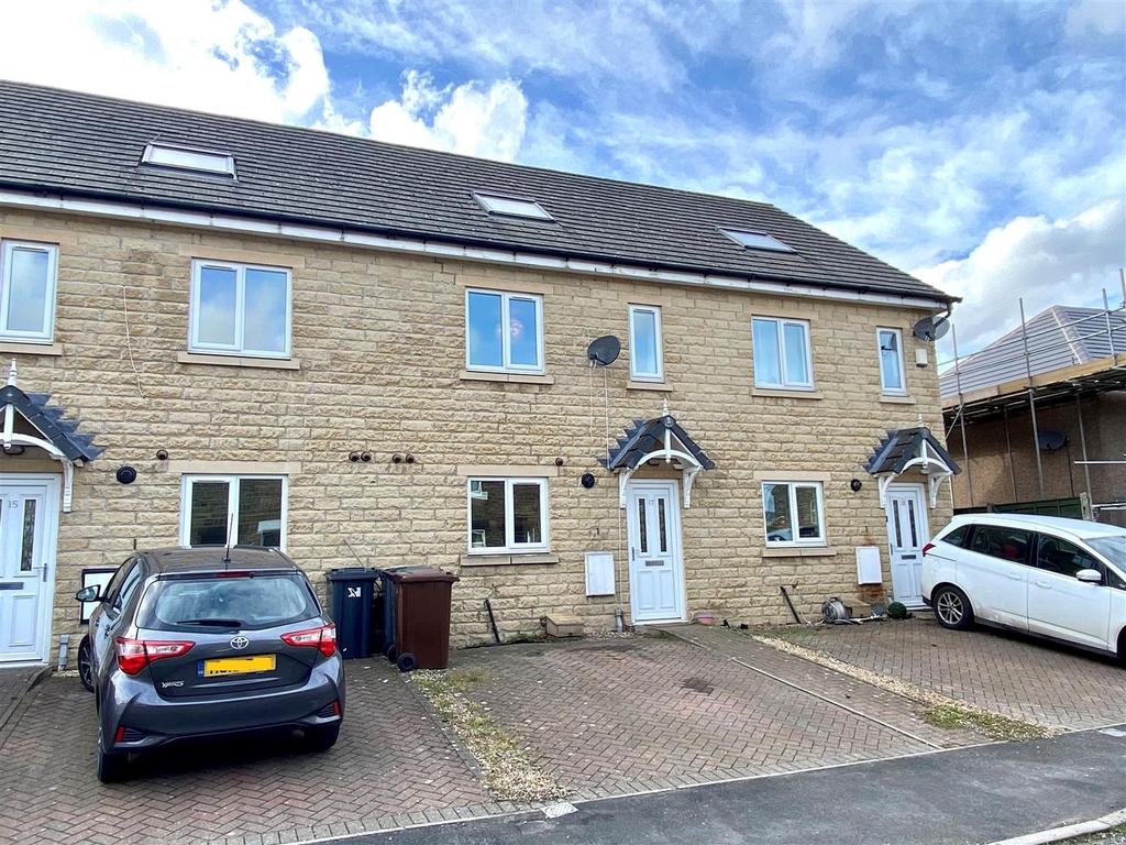 Highfield Terrace, New Mills, High Peak 3 bed townhouse £285,000