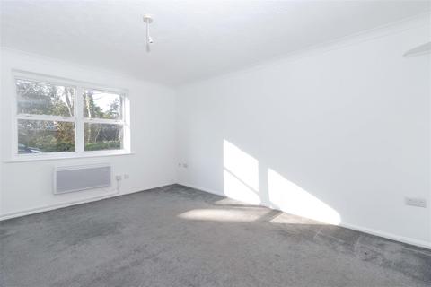 Flat 3, Fairfields, 15 Broadwater Road, Worthing, BN14 8AD