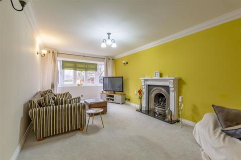 15 Manorleigh, Breaston, Derby, DE72 3UJ