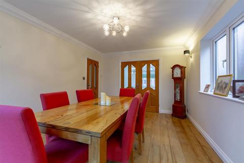 15 Manorleigh, Breaston, Derby, DE72 3UJ