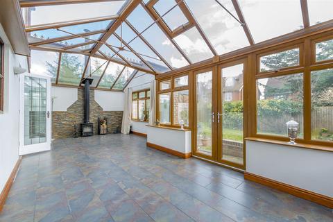 15 Manorleigh, Breaston, Derby, DE72 3UJ