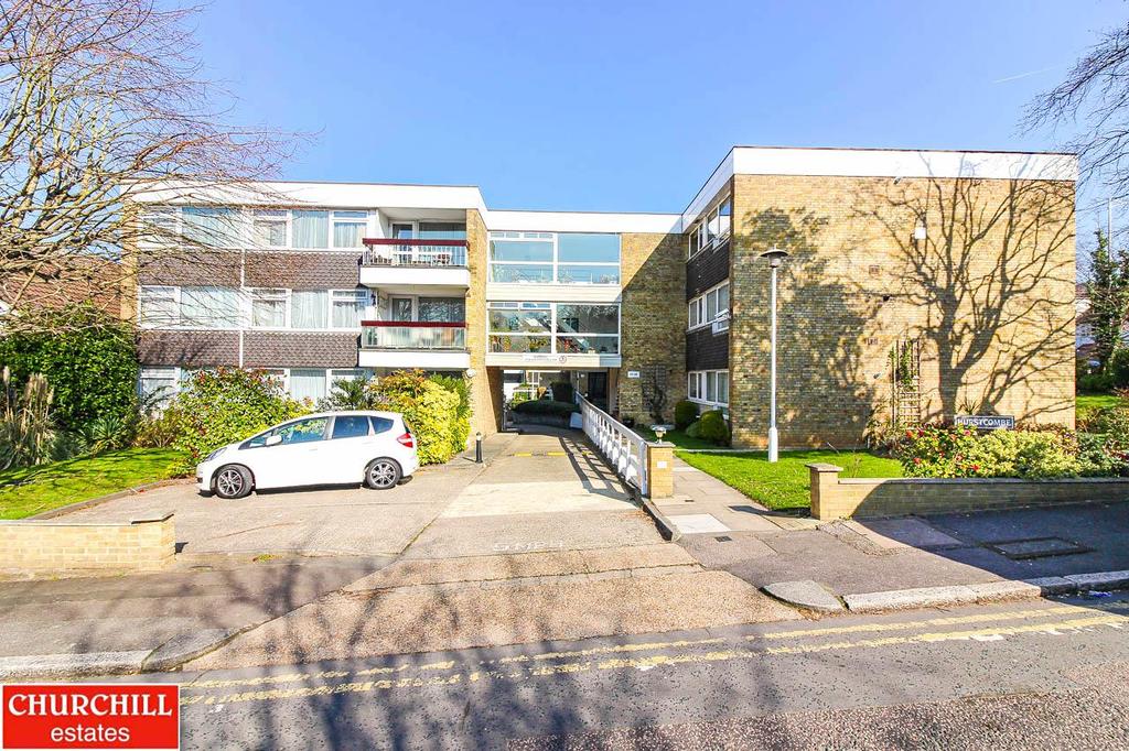 Whitehall Lane, Buckhurst Hill 2 bed flat £400,000