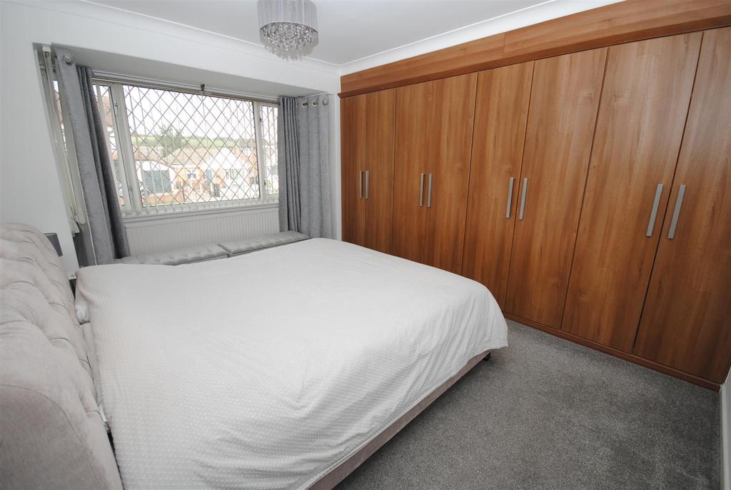 211leedsroadbed1.JPG