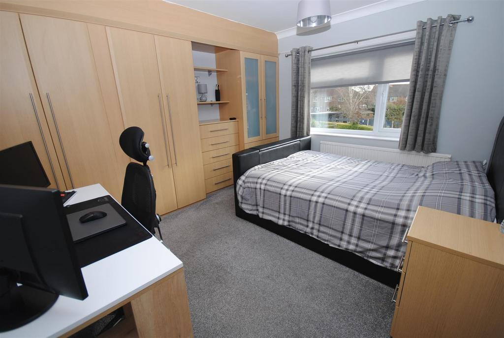 211leedsroadbed2.JPG