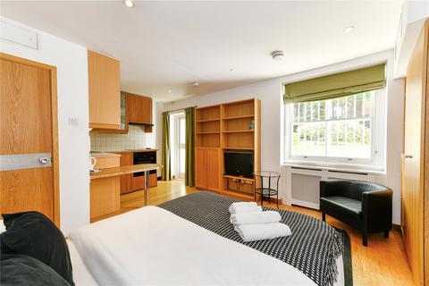 Studio to rent, Flat 10, 44 Cartwright Gardens, WC1H