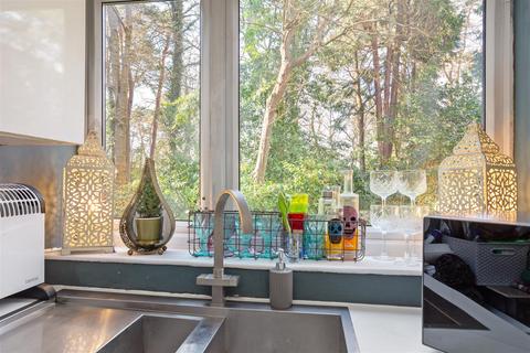 2, Troon Court Cardwell Crescent, Ascot, SL5 9BX