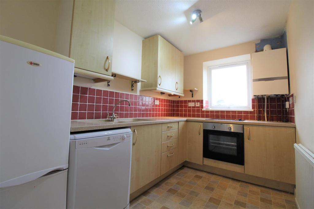 St. Andrews Road, Malvern 2 bed apartment £650 pcm (£150 pw)