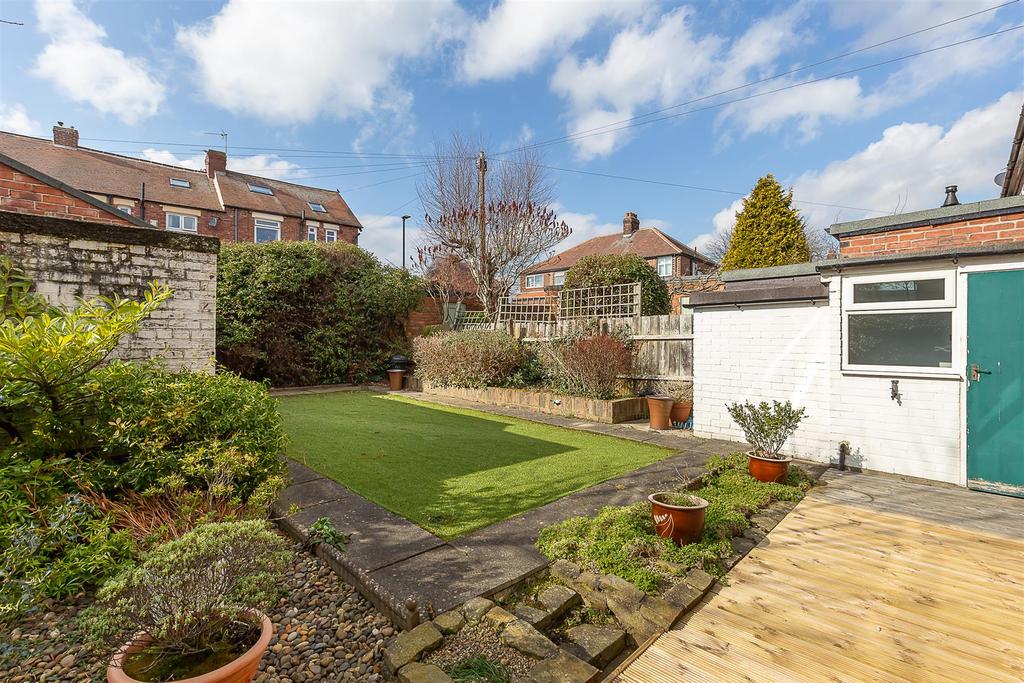 Wingrove Road North, Fenham, Newcastle upon Tyne 4 bed semidetached