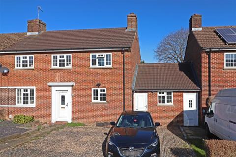 21 New Causeway, Reigate, RH2 7PE