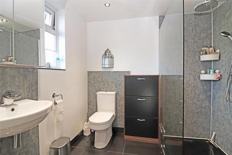 21 New Causeway, Reigate, RH2 7PE