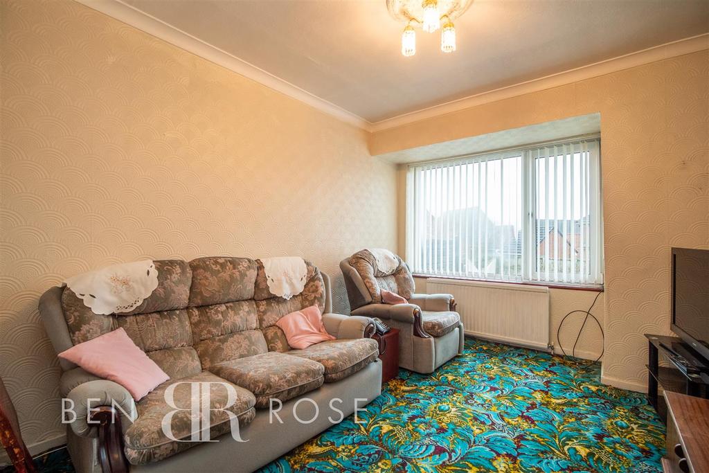 Hill View Drive, Coppull, Chorley 3 bed semidetached house £124,995