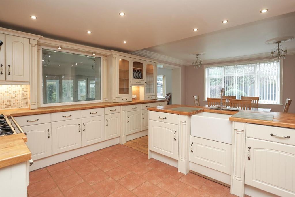 Winterstoke Way, Ramsgate 5 bed detached house £825,000