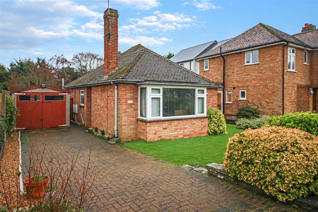 Bandon Road, Girton, Cambridge 2 bed detached bungalow £550,000