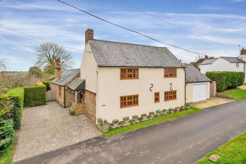 Middle Street, Owston, Oakham 3 bed detached house £700,000