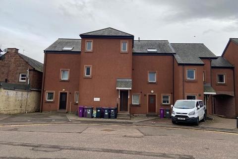 2 bedroom flat to rent, 21 St Malcolms Wynd DD8 4HB