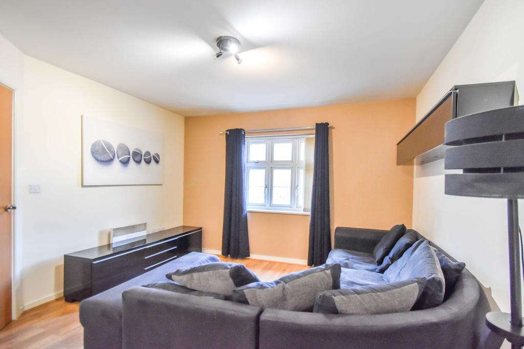 Brattice Drive, Swinton, M27 2 bed apartment £135,000