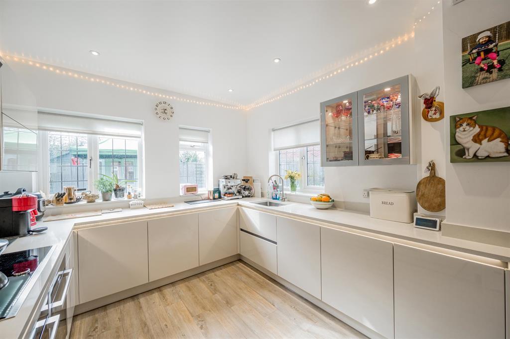 Kitchen Area 2