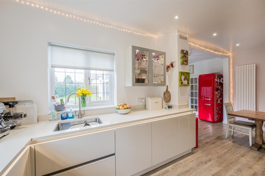 Kitchen Area 3