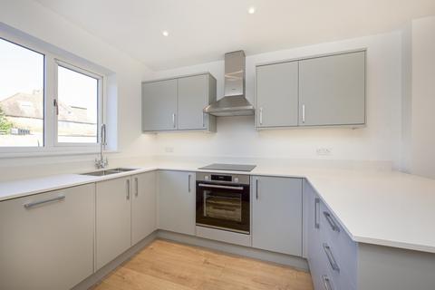 44 Barnes End, New Malden, KT3 6PB