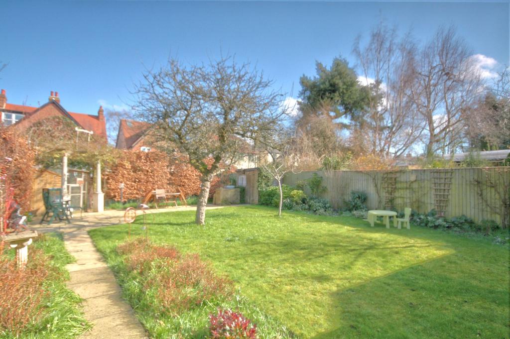 Bickerton Road, Oxford, OX3 4 bed detached house £1,300,000