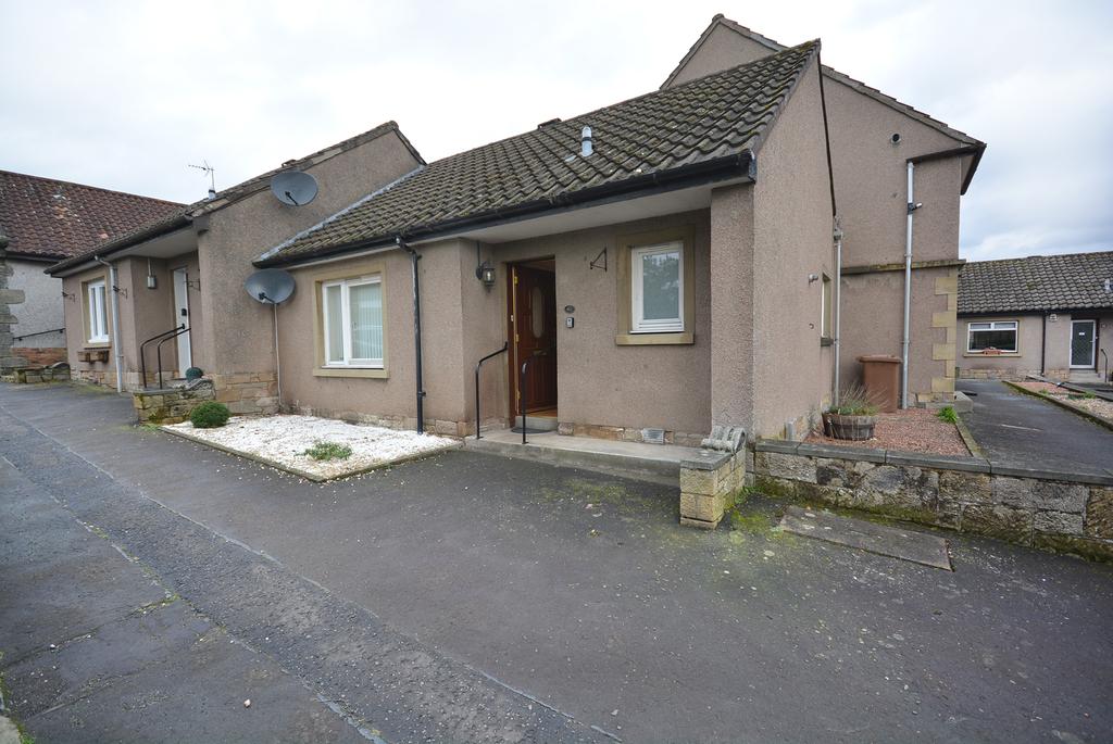 High Street, Clackmannan FK10 1 bed semidetached house £450 pcm (£104 pw)